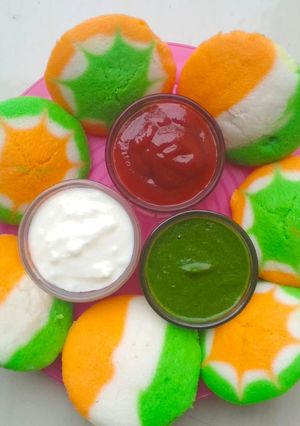 A picture of Tricolor Idli.