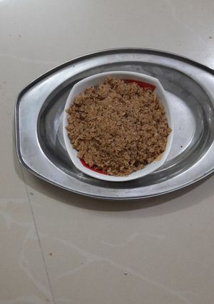 કાટલું ગુંદરવાળું(Katlu recipe in Gujarati) રેસીપી મુખ્ય ફોટો