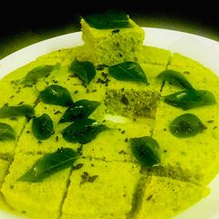 Spinach Khaman Dhokla A picture of Spinach Khaman Dhokla.