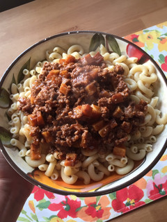 A picture of Pasta with Meat and Taro.