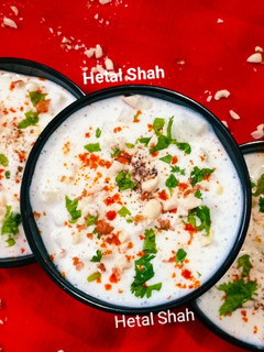 आलू रायता (aloo raita recipe in Hindi) रेसिपी मुख्य फोटो