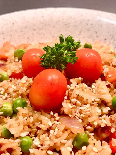 Hình của món Cơm Diêm Mạch (Quinoa) Chiên Thập Cẩm.