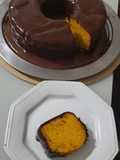Bolo de cenoura com ganache de chocolate com pimenta