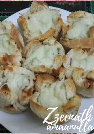A picture of Bread Pizza Muffins.
