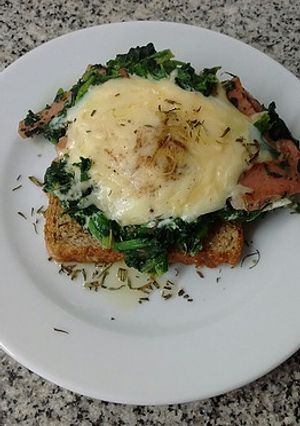 Una foto de Huevos Florentinos