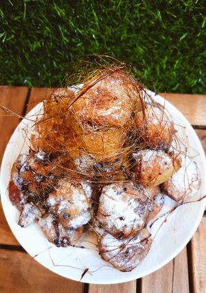 A picture of Puff Puff Croquembouche.