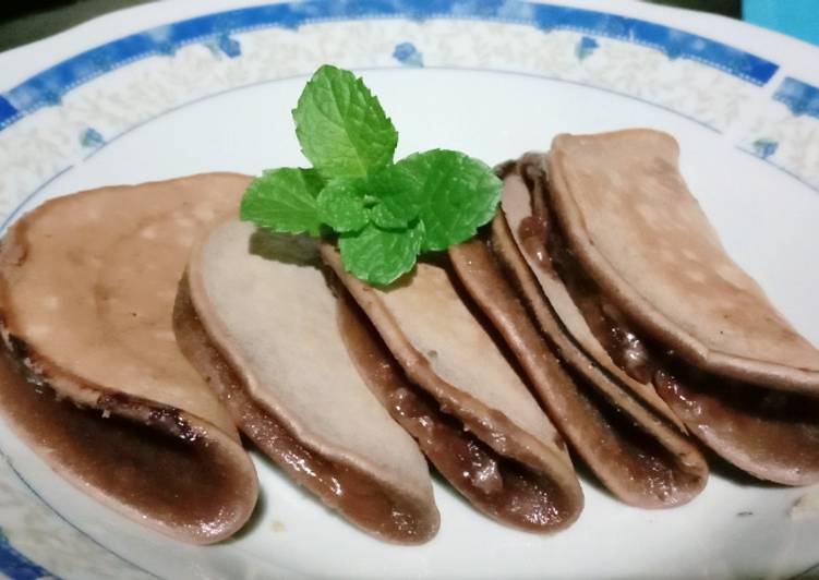 Pancake ekstra coklat lipat