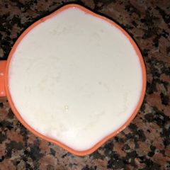A picture of Home made sour cream.