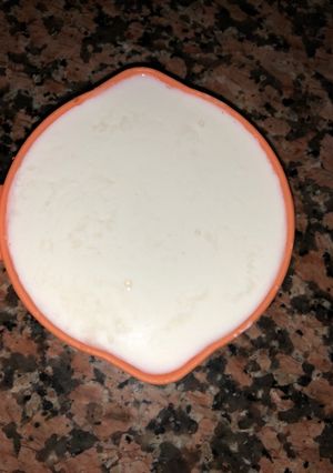 A picture of Home made sour cream.