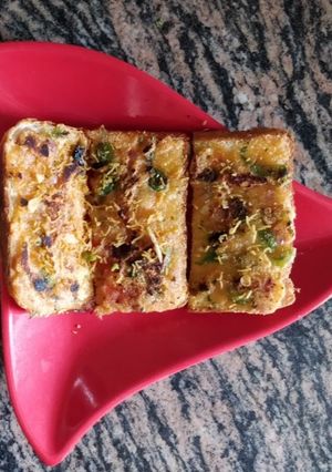 A picture of Sooji Toast.