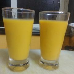 A picture of Mango milkshake.