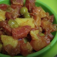 A picture of Gajar Aloo Matar.