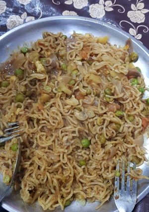 A picture of Veggies masala maggi.