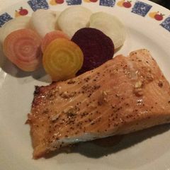 A picture of Maple Syrup Salmon.