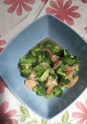 Foto resep Tumis brokoli sosis