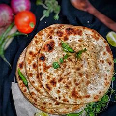 A picture of Gobhi paratha.