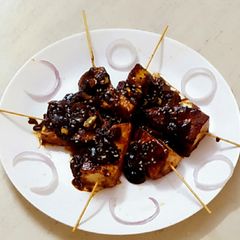 A picture of Paneer satay.