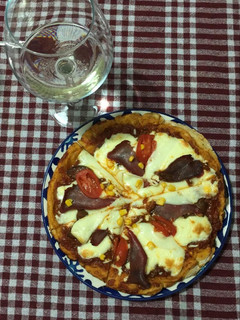 A picture of 🍕Pizza in regular oven.