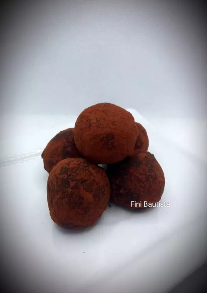 Una foto de Bolas energéticas de cacao sin azúcar