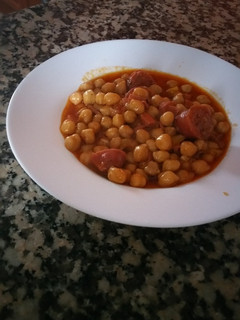 Una foto de Garbanzada con chorizo