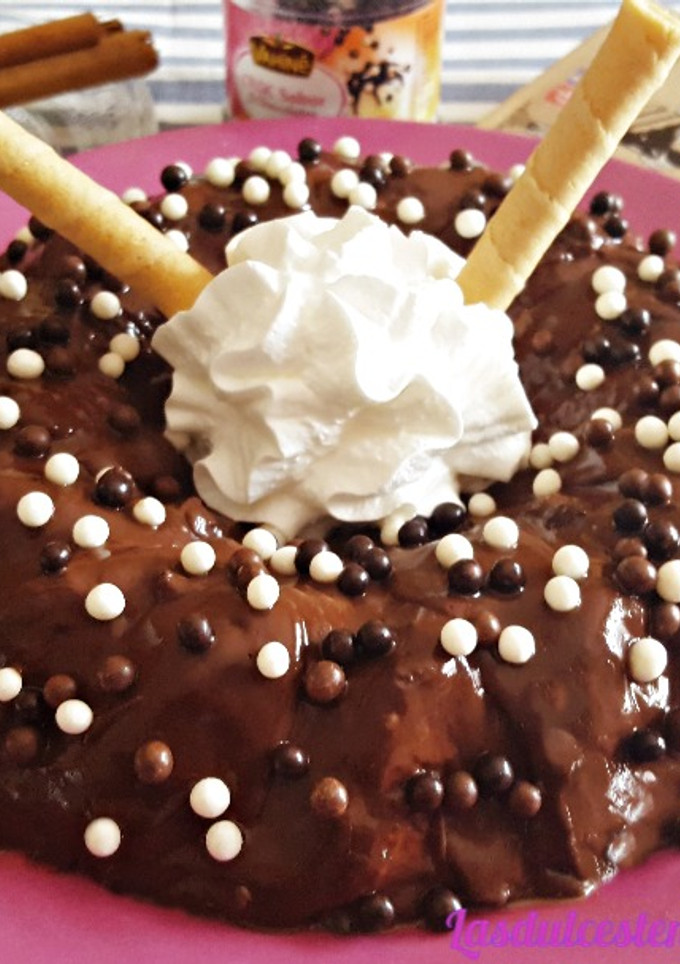 Una foto de Flan de leche condensada y chocolate en microondas