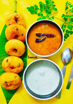 सूजी मेदू वड़ा (Suji medu vada recipe in Hindi) रेसिपी मुख्य फोटो