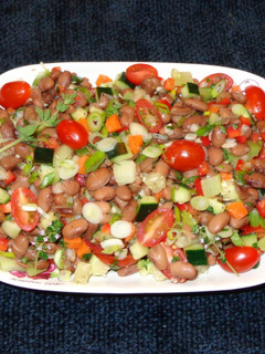 Una foto de Ensalada de porotos hallados