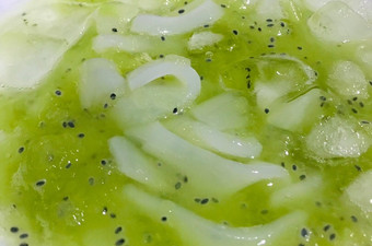 Cara Gampang Menyiapkan Es Melon Serut Istimewa