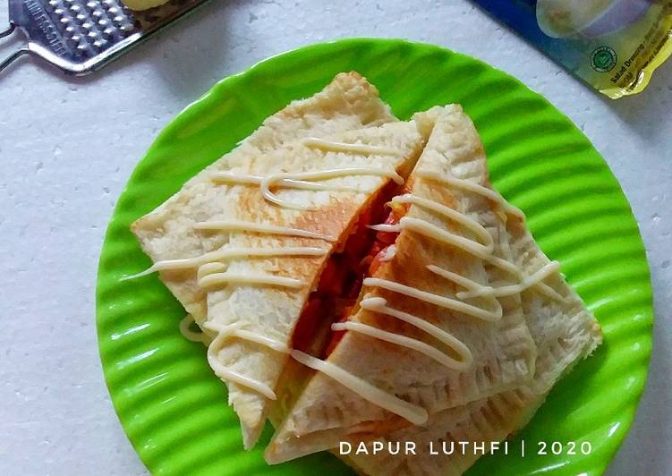 Langkah Mudah untuk Menyiapkan Pizza Sandwich Anti Gagal