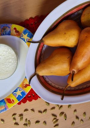 Una foto de Lassi de pera Kaiser 🍐"Beurré Bosc"