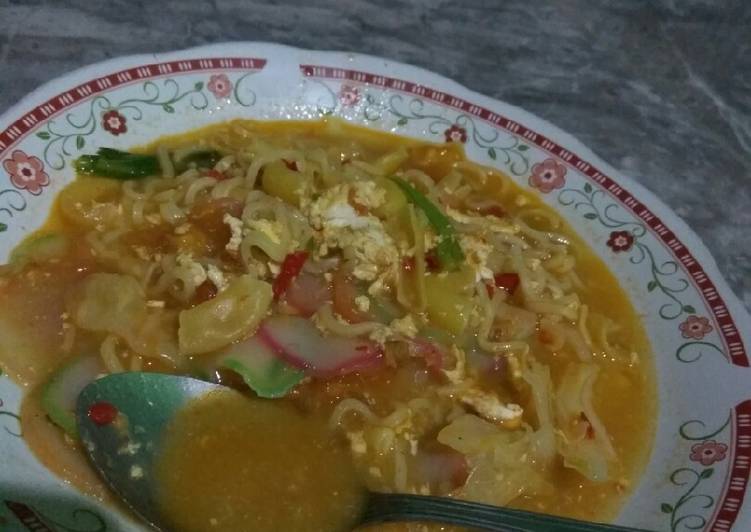 Langkah Mudah untuk mengolah Seblak krupuk Jablay yang Enak