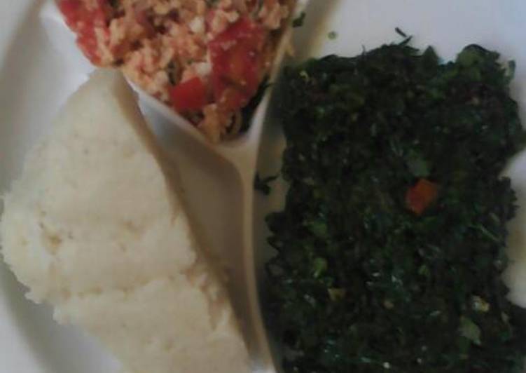 Recipe: Tasty Ugali fried eggs and fried kales