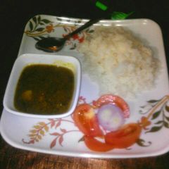 A picture of Matar aloo (Nimona).
