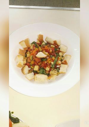 Una foto de Ensalada de pan