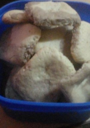 Una foto de Polvorones 100% sobrosones😋