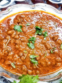 A picture of Kala Chana Masala.