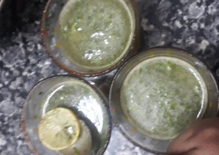 Recipe of Award-winning Minty lemon sharbat