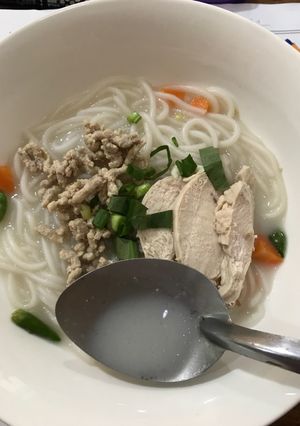 รูปของ ก๋วยจั๊บต้มยำ