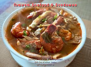 Gambar Tom yum Seafood & Cendawan