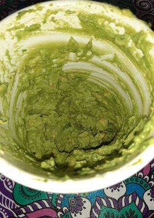 Una foto de Crema de palta/aguacate fácil!!