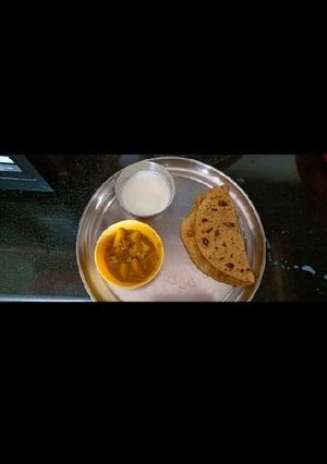 A picture of Aloo torrayi sabji.