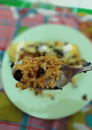 Foto resep Omlete kimchi fried rice