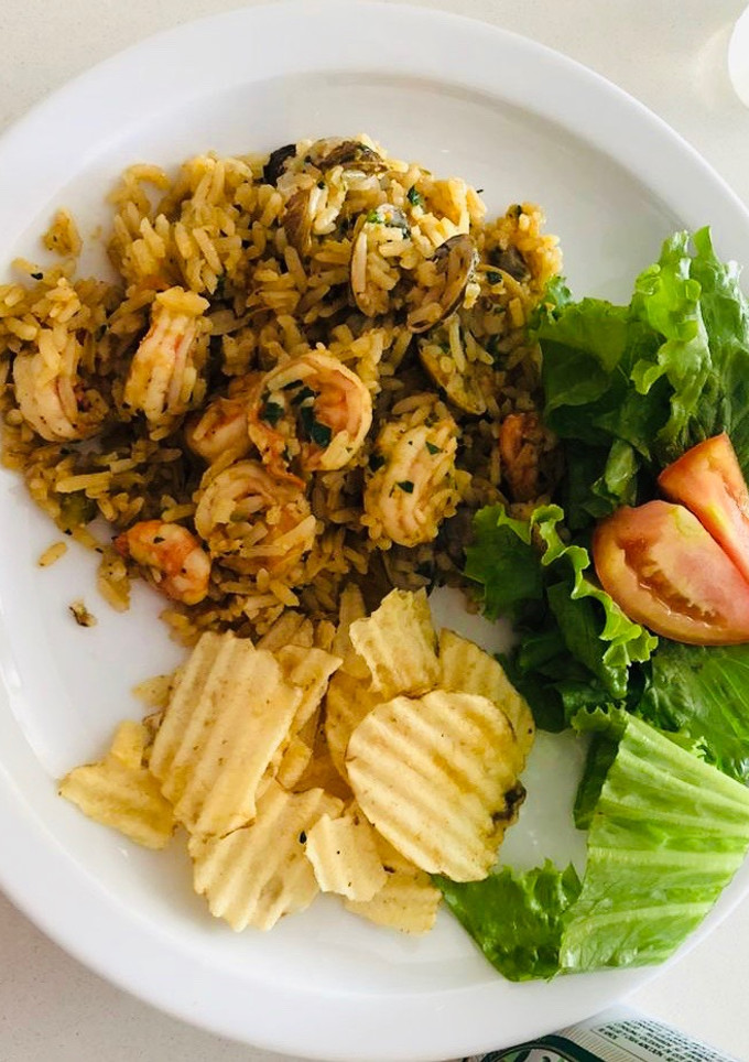 Una foto de Arroz con camarones