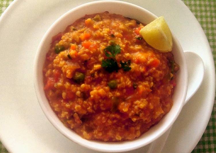 Steps to Prepare Perfect Tangy tomato masala oats