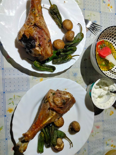 Una foto de Muslos de pavo congelados, en aifryer