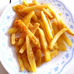 A picture of French fry.