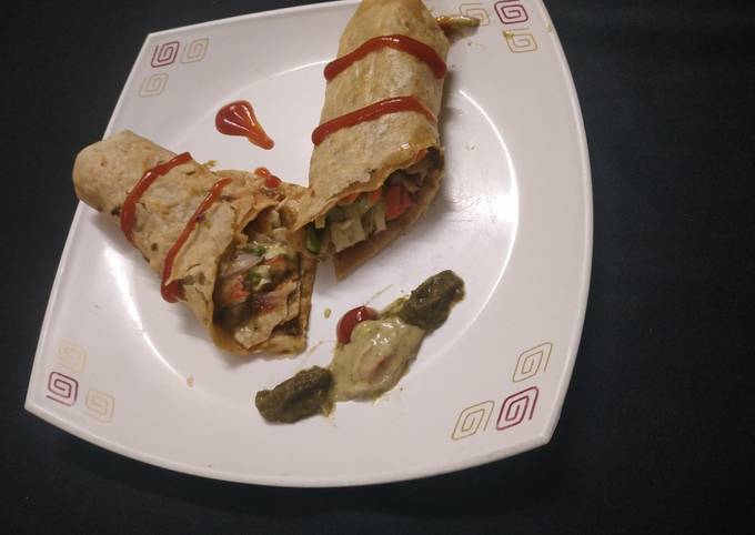 Chilli Chataka Mayo Veggie Rolls