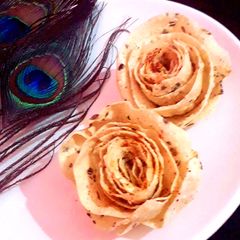 A picture of Rose papad.