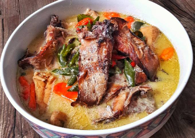 Resep Mangut Ikan Pari Asap Oleh Astrid Chairunnisa Cookpad