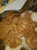 Lontong isi oncom sambel kacang